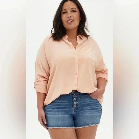 Torrid Rayon Slub Drop Shoulder Button Down Peach Nectar Women Top Size 2 - Picture 1 of 7